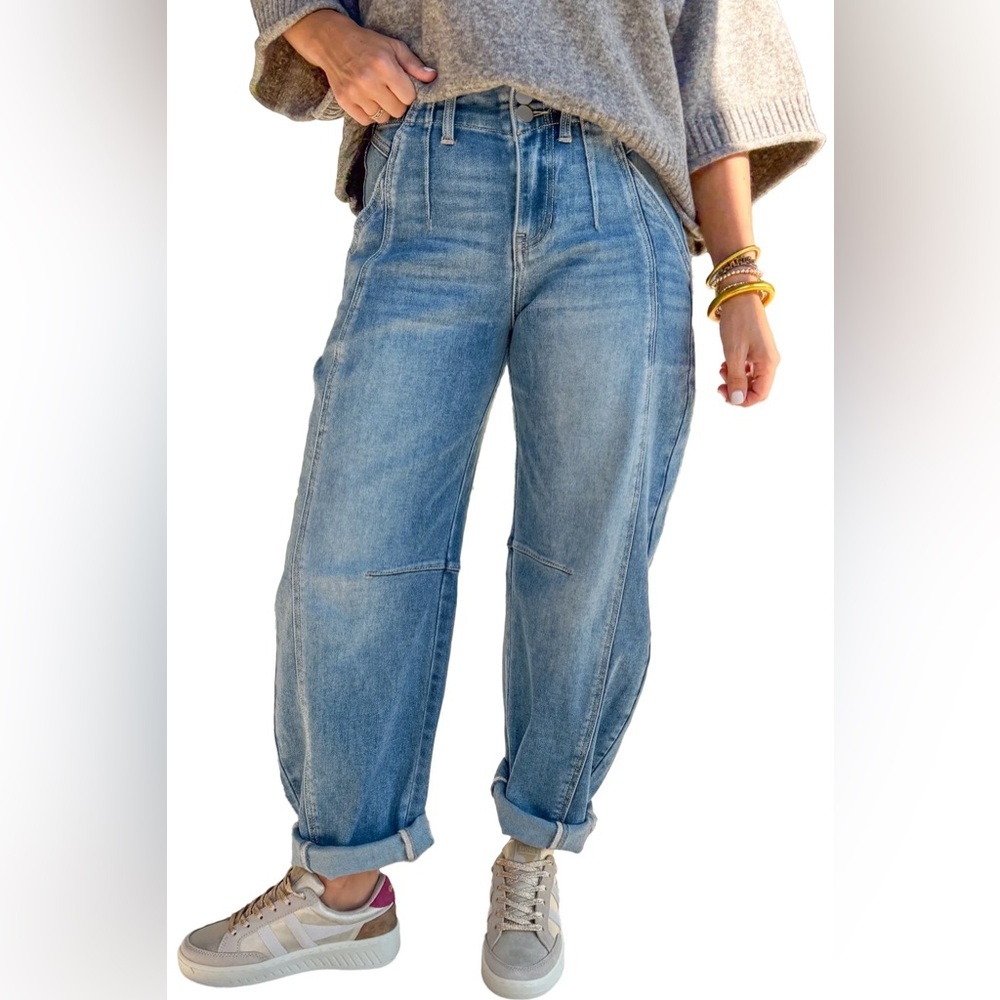 Stylish Blue Boyfriend Jeans for Women - Picture 7 of 10